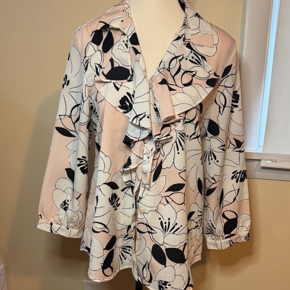 Karl Lagerfeld Womens Floral Ruffle Neck Blouse M blush Pink Button Front Top